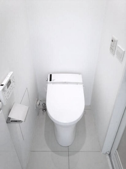 トイレ　トイレ