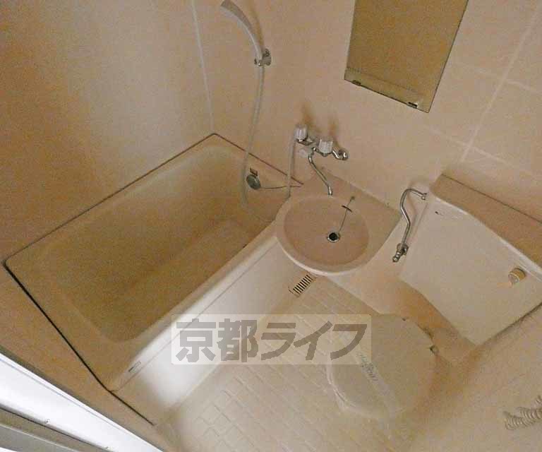 バス・シャワールーム　浴室です。