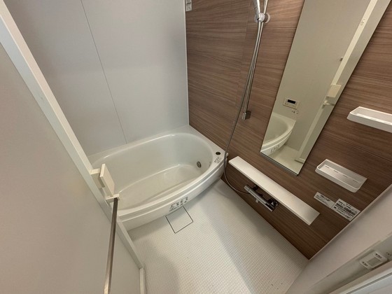 バス・シャワールーム　※別室の写真です。