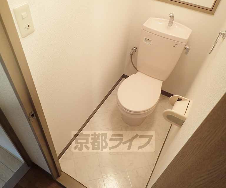 トイレ　すっきりとしたトイレです。
