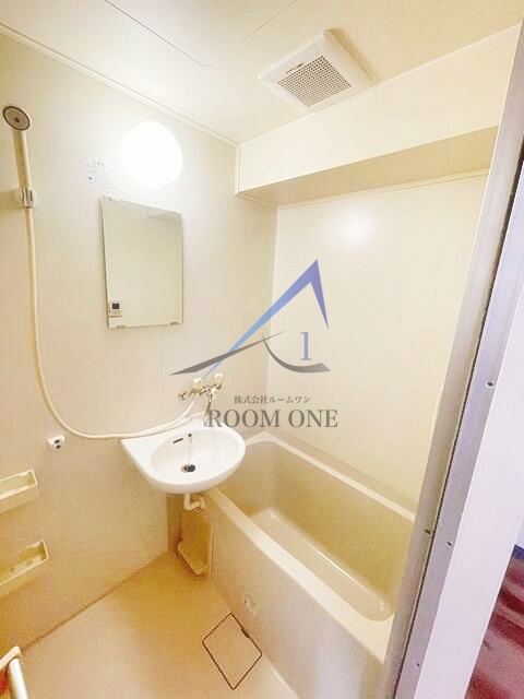 バス・シャワールーム　お風呂です。