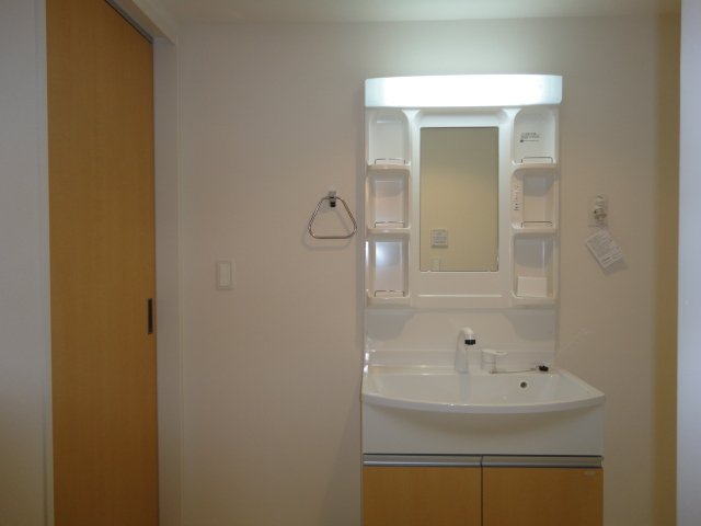 洗面設備　洗髪洗面化粧台