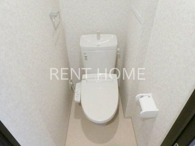 トイレ　ウォシュレット付