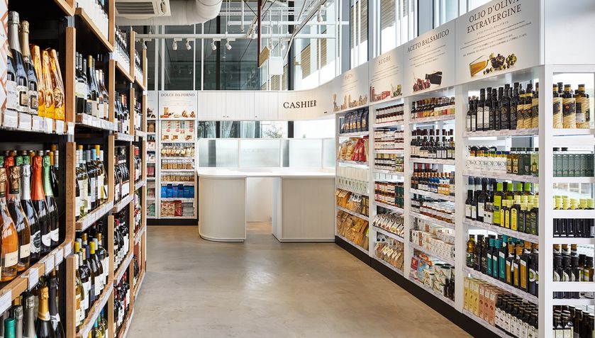 スーパー　EATALY原宿店（スーパー）まで257m