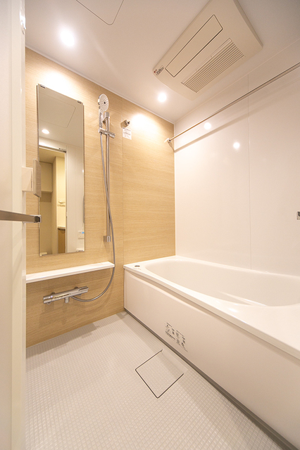 バス・シャワールーム　※写真は同タイプ住戸です。