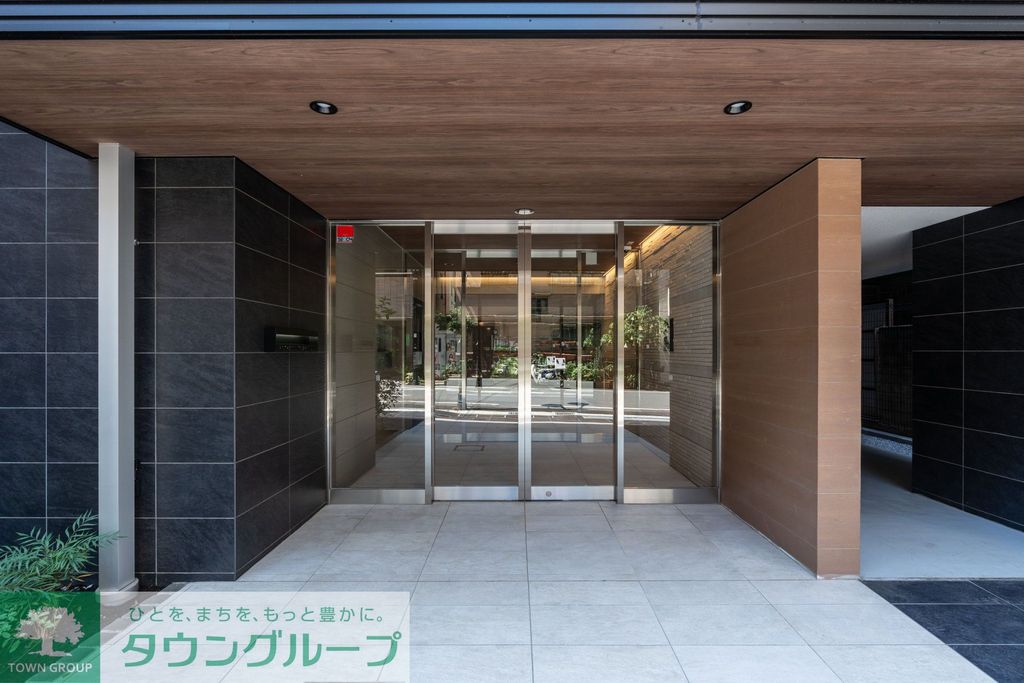 エントランス　エントランス