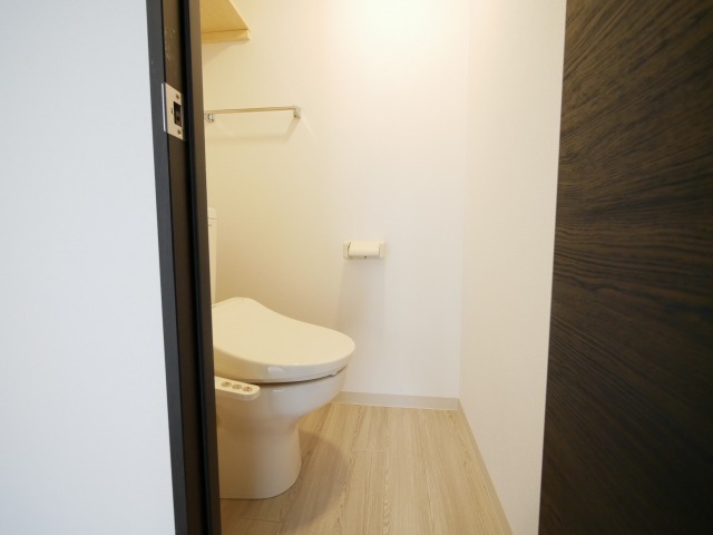 トイレ　☆ウォシュレット設置済み♪