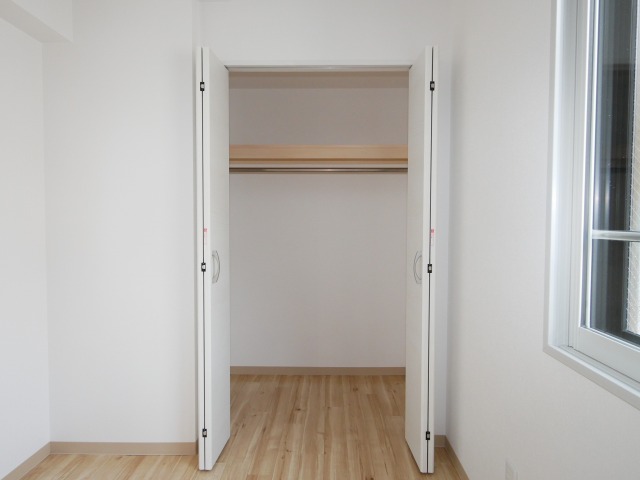 収納　クローゼット付きです。