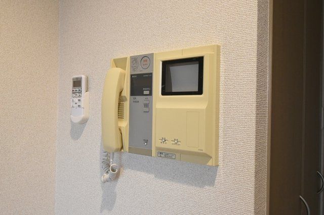 セキュリティ　☆モニター付きインターホン☆