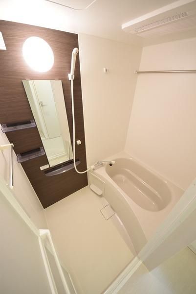 バス・シャワールーム　浴室