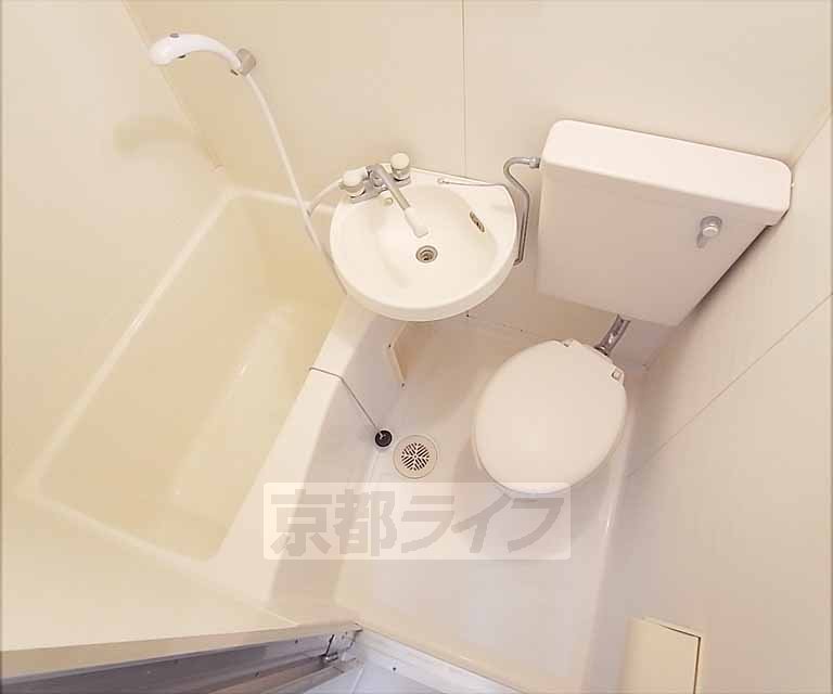 バス・シャワールーム　清潔感のあるキッチンです！