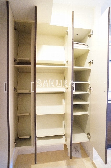 玄関　大容量のシューズボックス♪