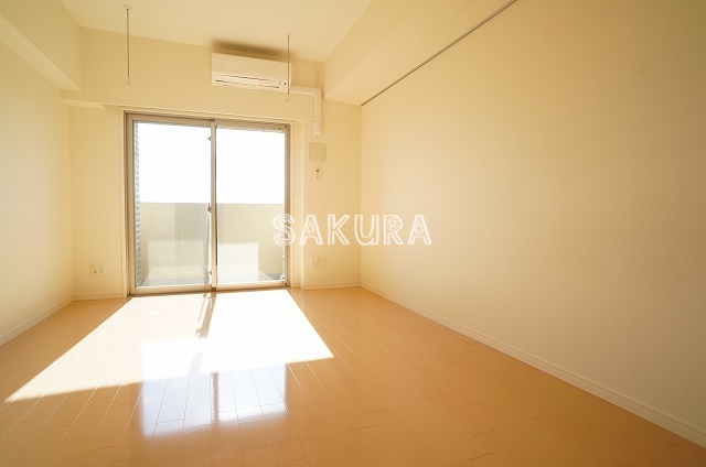 居室・リビング　開放感のあるゆったりとしたお部屋です♪