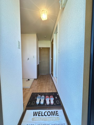 玄関　自転車置き場