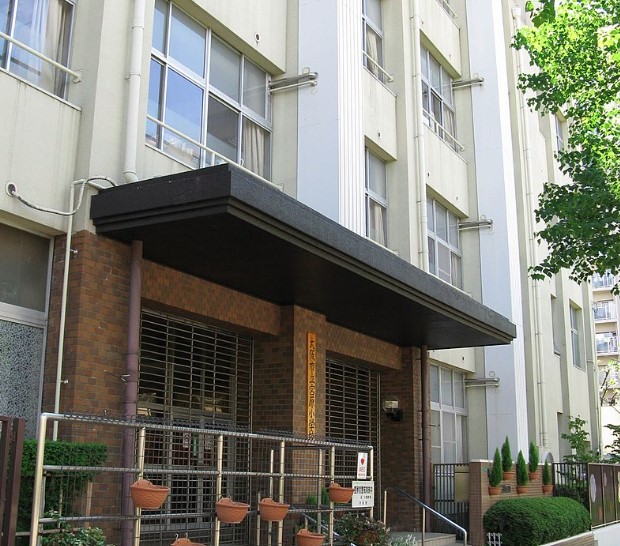 小学校　大阪市立宮原小学校（小学校）まで343m