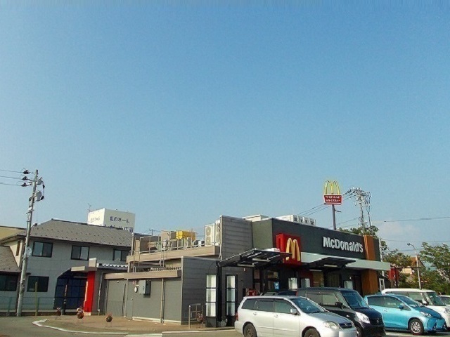飲食店　マクドナルド　広面店（飲食店）まで200m