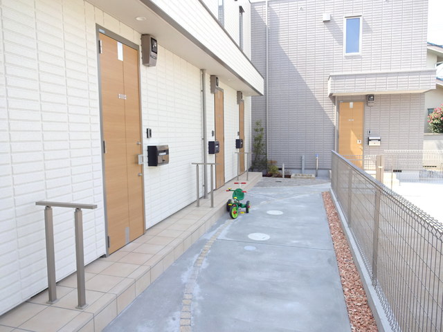 エントランス　★1階に専用玄関★