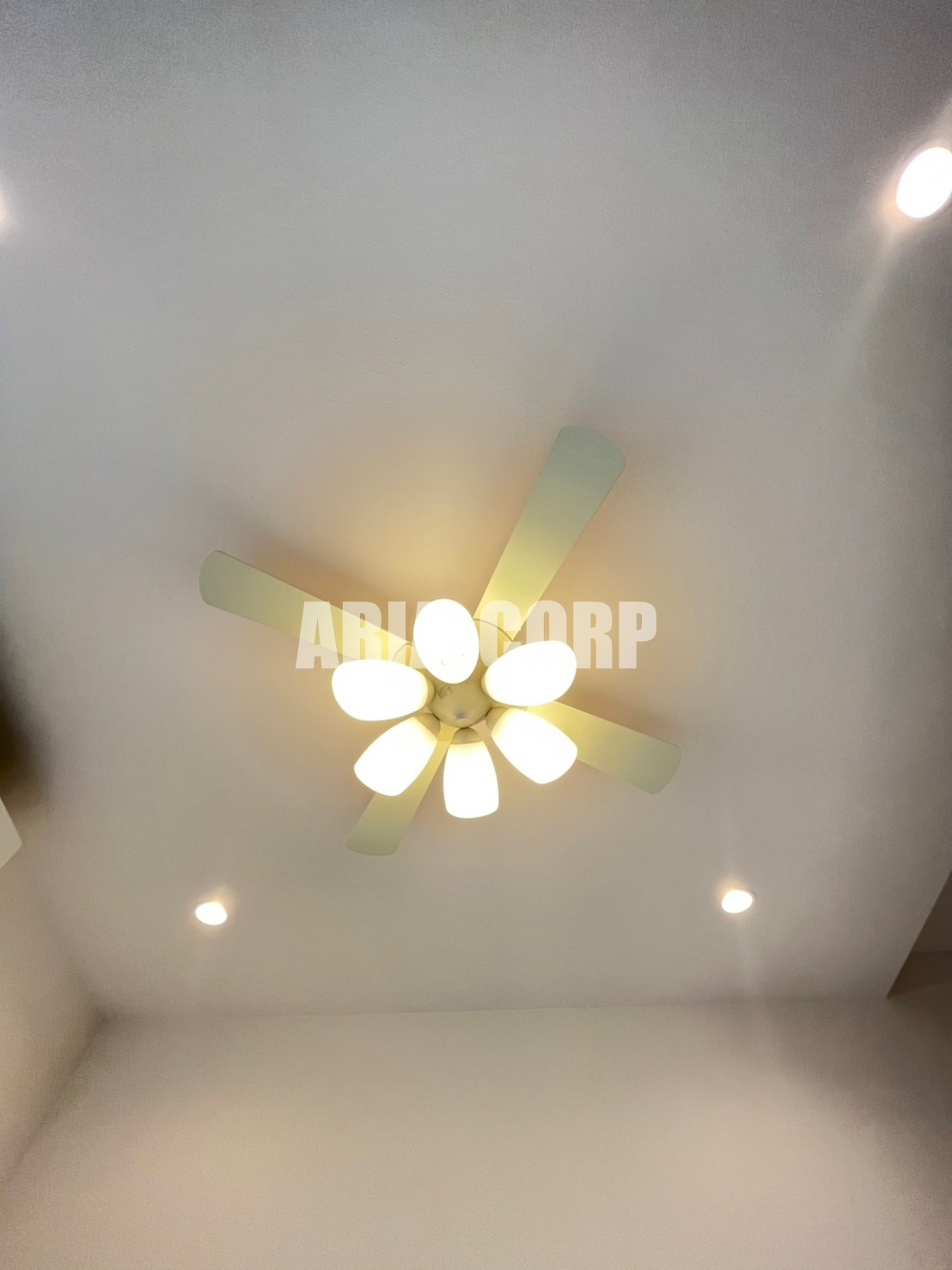 その他設備　カフェの様なおしゃれな照明が標準設備です！