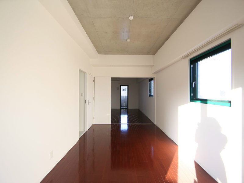 その他部屋・スペース　洋室10.4帖　ウォークインクローゼット（収納充実してます）