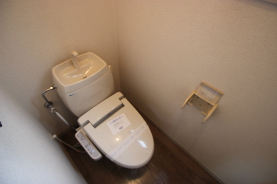 トイレ　※別部屋の写真です