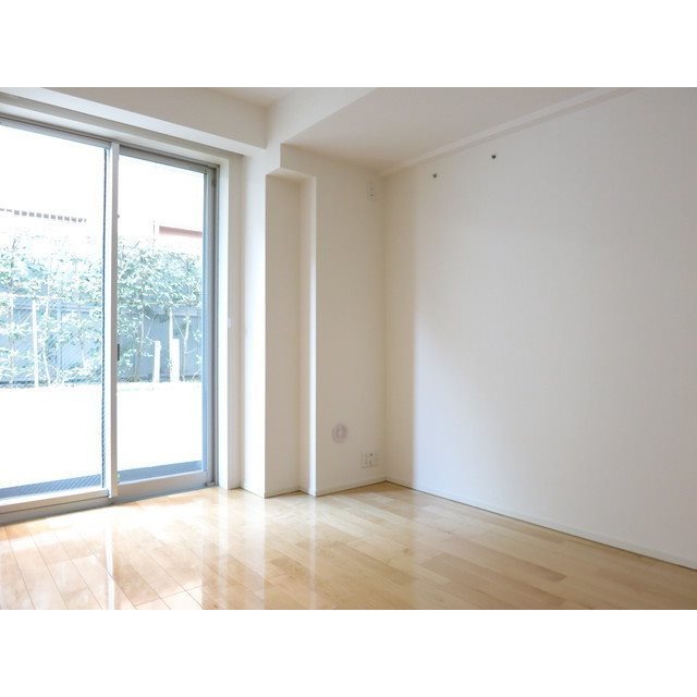 居室・リビング　※別部屋参考写真