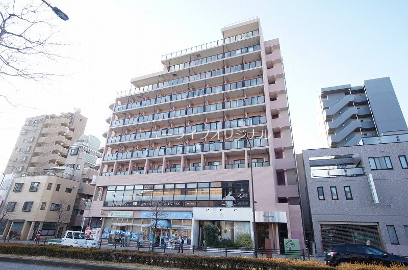 建物外観　忙しい朝、遅い帰宅時にも嬉しい駅近物件♪