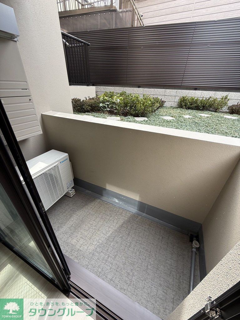 バルコニー　バルコニー