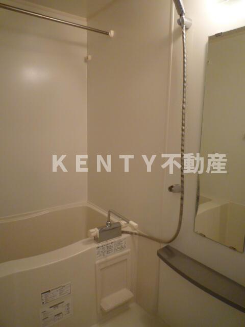 バス・シャワールーム　お風呂で日々の疲れを落としましょう