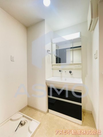 洗面設備　※同物件　別間取り　参考写真