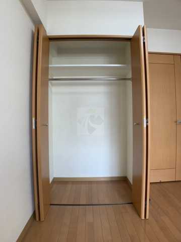 収納　レジオス池袋イースト