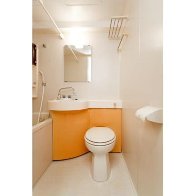 トイレ　※写真は同タイプ住戸です。