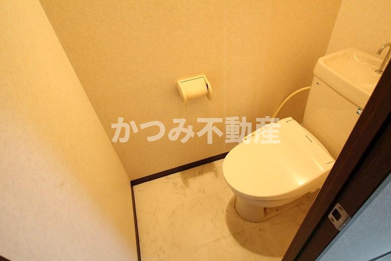 トイレ　※他号室参考写真