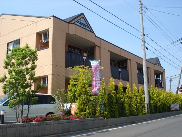 建物外観　外観写真（昼）