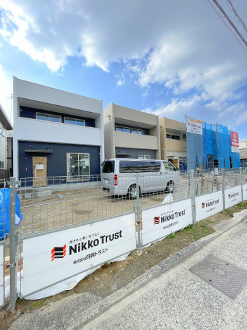 建物外観　内装写真は同一メーカーの別物件です