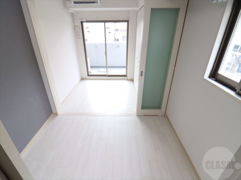 居室・リビング　明るいお部屋です