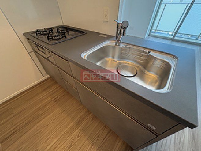 キッチン　※別号室の参考写真