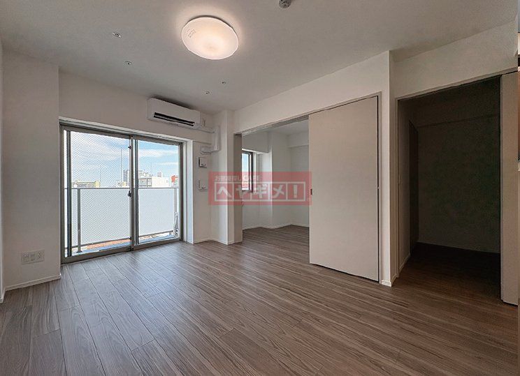 居室・リビング　※別号室の参考写真