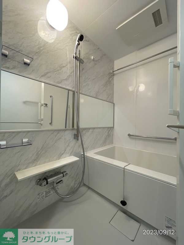 バス・シャワールーム