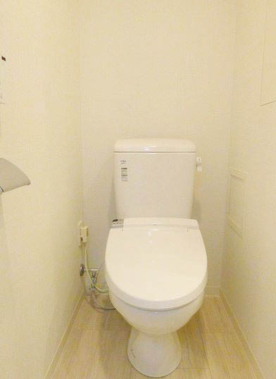 トイレ　★温水洗浄便座★