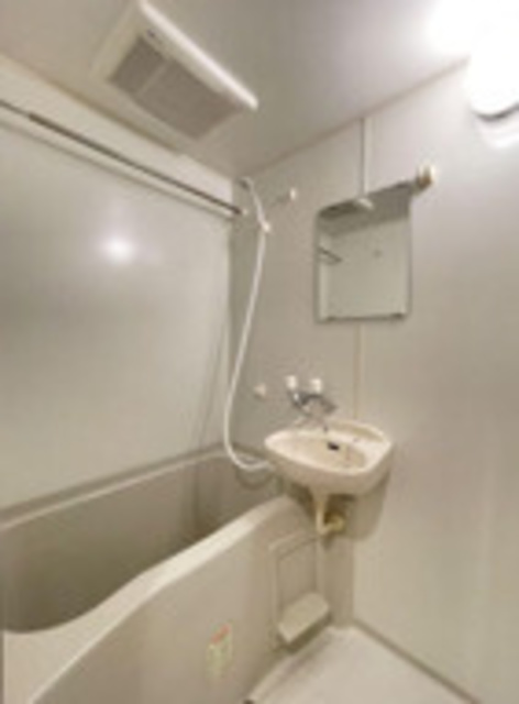 バス・シャワールーム　バスルーム