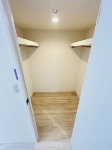 収納　ウォークインクローゼットその(1)