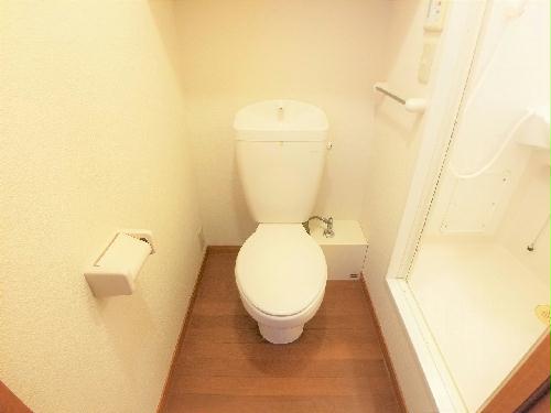 トイレ　設備・使用は号室により異なる為、現況を優先致します。