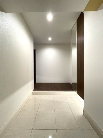 玄関　下駄箱もしっかりついてます！