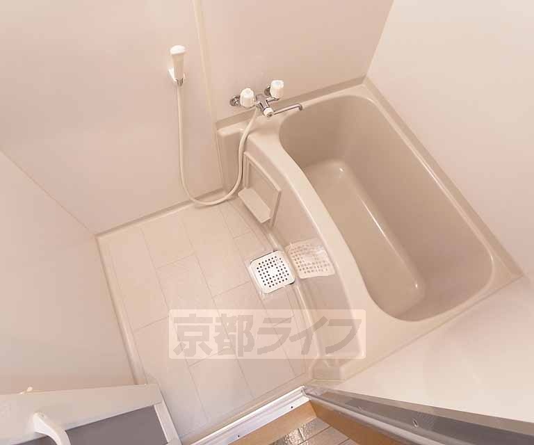 バス・シャワールーム　ゆったりセパレート。