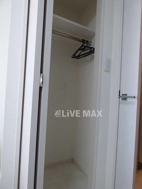 収納　【見学予約受付中】当店の仲介手数料賃料の半月分以下でご紹介★