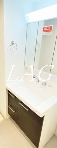 洗面設備　洗面台です。