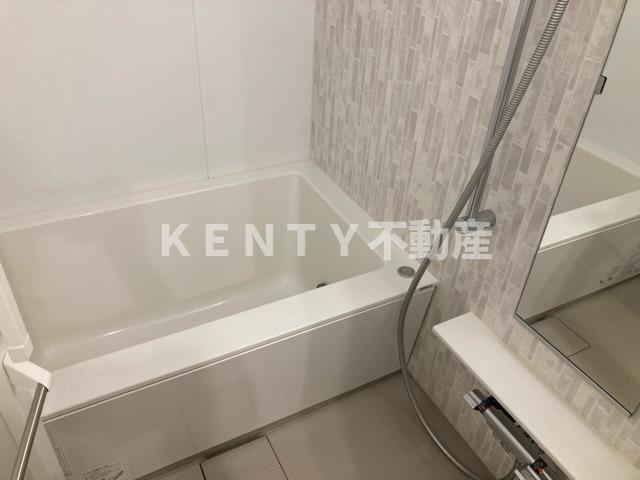 バス・シャワールーム　お風呂です