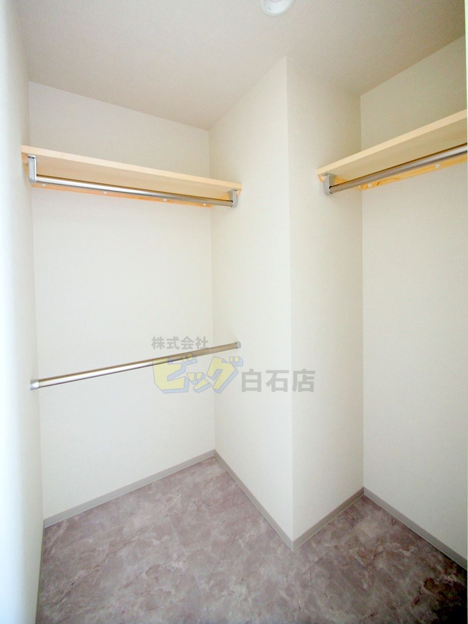 収納　広々ウォークインクローゼット付きです♪