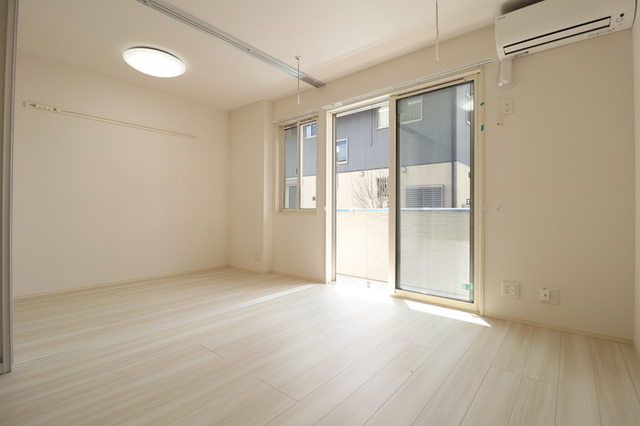 居室・リビング　リビング全景