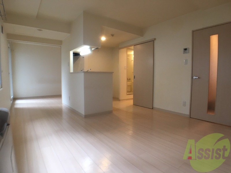 居室・リビング　広くてきれいなリビングです！快適に過ごせそうですね。